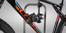 Nosič bicyklov na ťažné zariadenie BUZZ E-HORNET 3 (9)