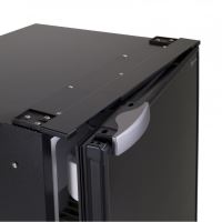 Vstavaná kompresorová chladnička Vitrifrigo C75DW 12/24V,75L (2)