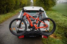 Nosič bicyklov na ťažné zariadenie TMK FLY 02 - black (9)