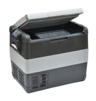 Přenosná kompresorová autochladnička Vitrifrigo VF55P 12/24V 110/230V 55 litrů (1)
